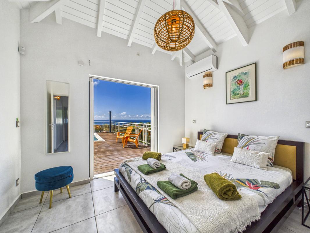 22. A louer villa avec piscine et vue mer St François Guadeloupe